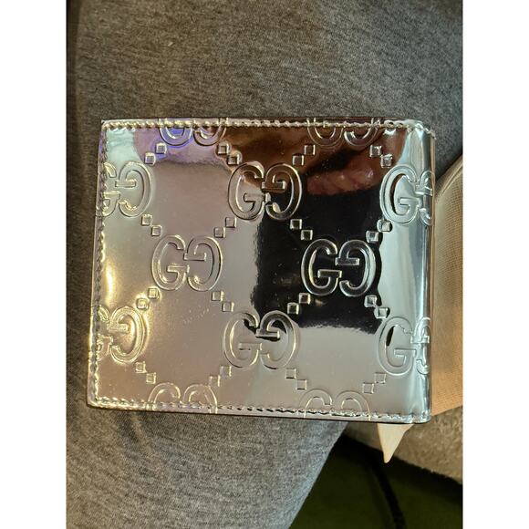 Gucci Guccissima Chrome Mirror Effect Wallet NWB - Picture 1 of 3